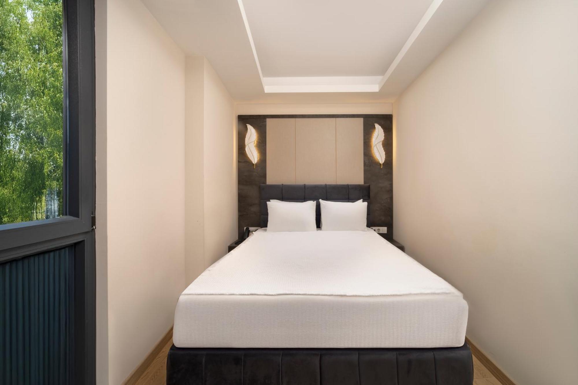 Otel Lenus Hagia Sophia 3*