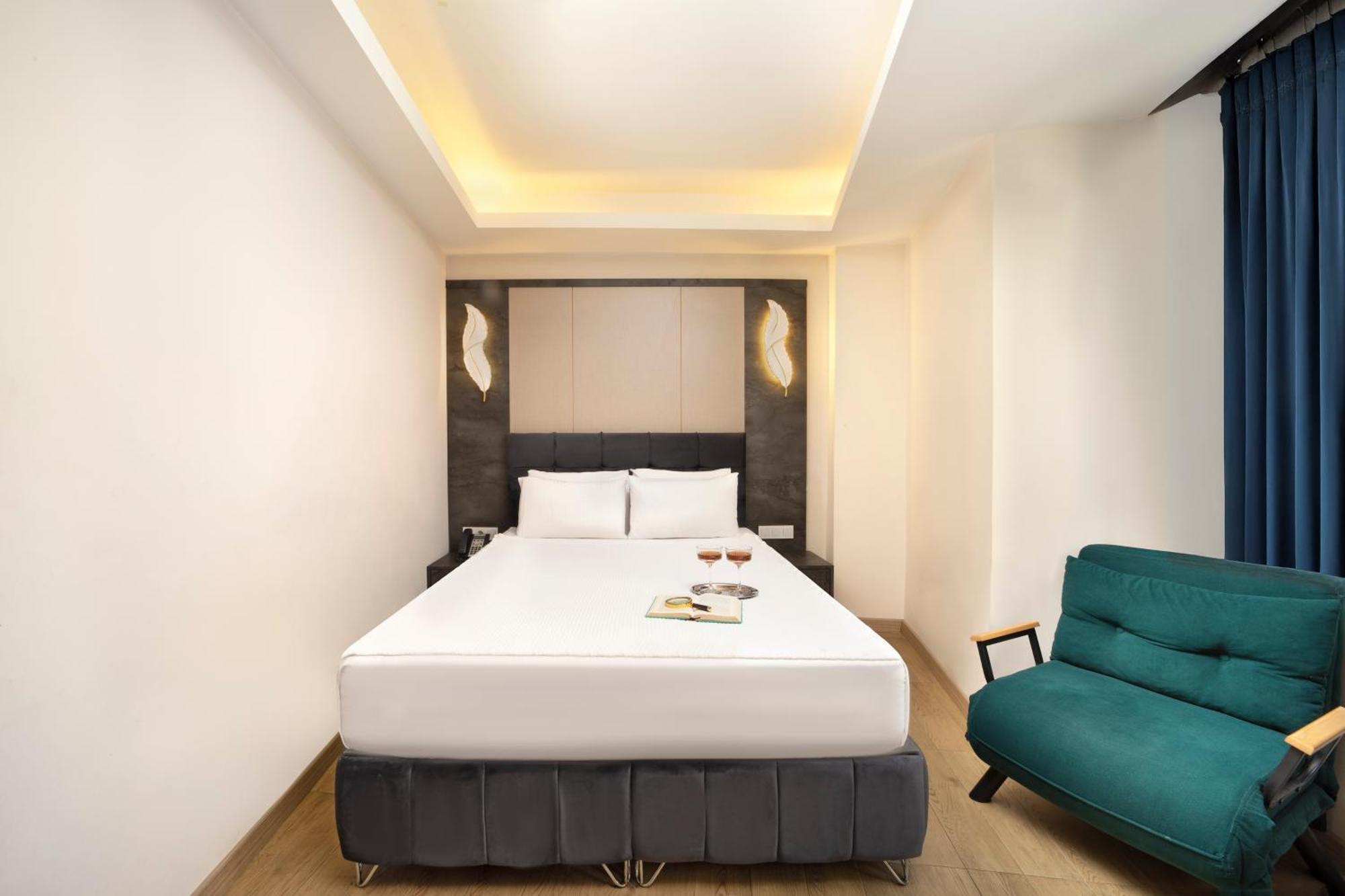 Lenus Hagia Sophia Hotel 3*